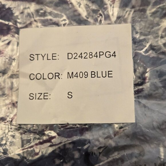 Daniel Rainn Lanea Blue Floral Split Neck 3/4 Sleeve Boho Blouse Blue NWT - Picture 7 of 7